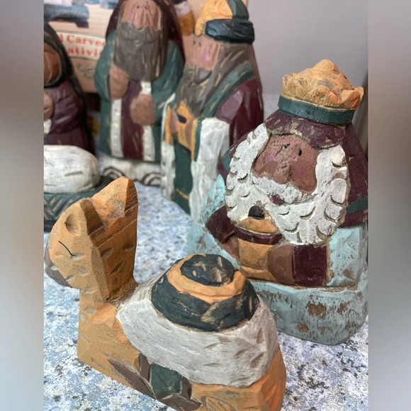 Vintage Christmas Traditions Wood Carved  Nativity Set 8 Piece Set Original Box - Picture 7 of 11